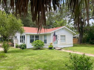 578 3rd St, Holly Hill, FL 32117