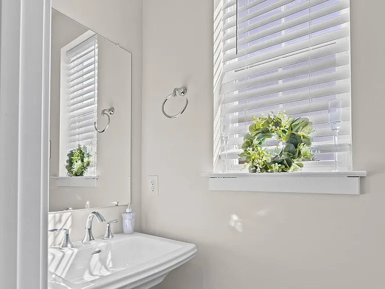 4830 Franklin Cir — Photo 8