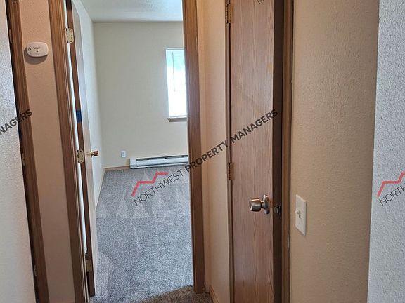3rd image of 312 E Locust St APT B