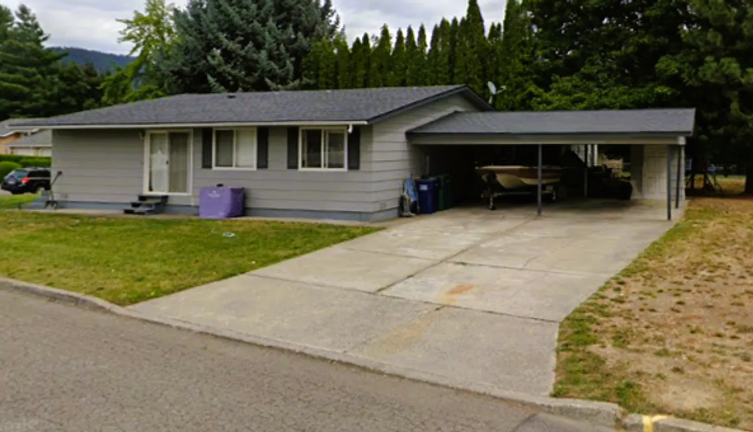 1402 Randle — Photo 2
