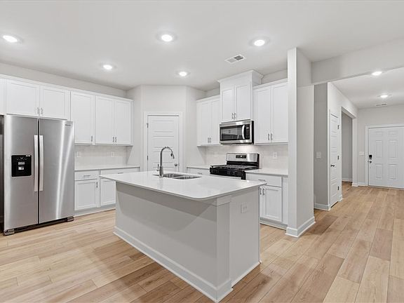 7th image of this home