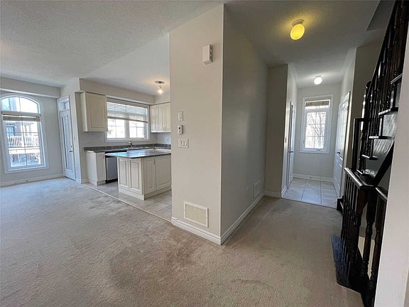 5th image of 2435 Greenwich Dr #76