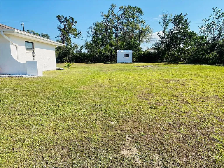 7234 Maguire Ln — Photo 16