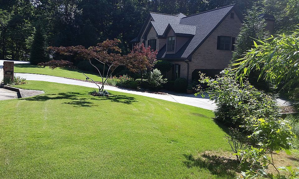 2nd image of 4520 Dundee Ct
