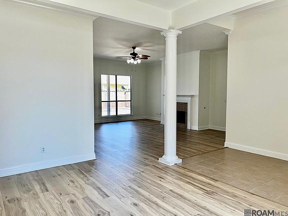 5th image of 41152 New Orleans Dr