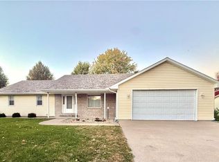 919 Forest St, Maryville, MO 64468