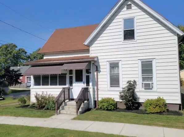 42 E Pine St, Dunkirk, NY 14048