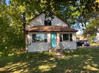 109 Clinton Macon Rd, Clinton, MI 49236