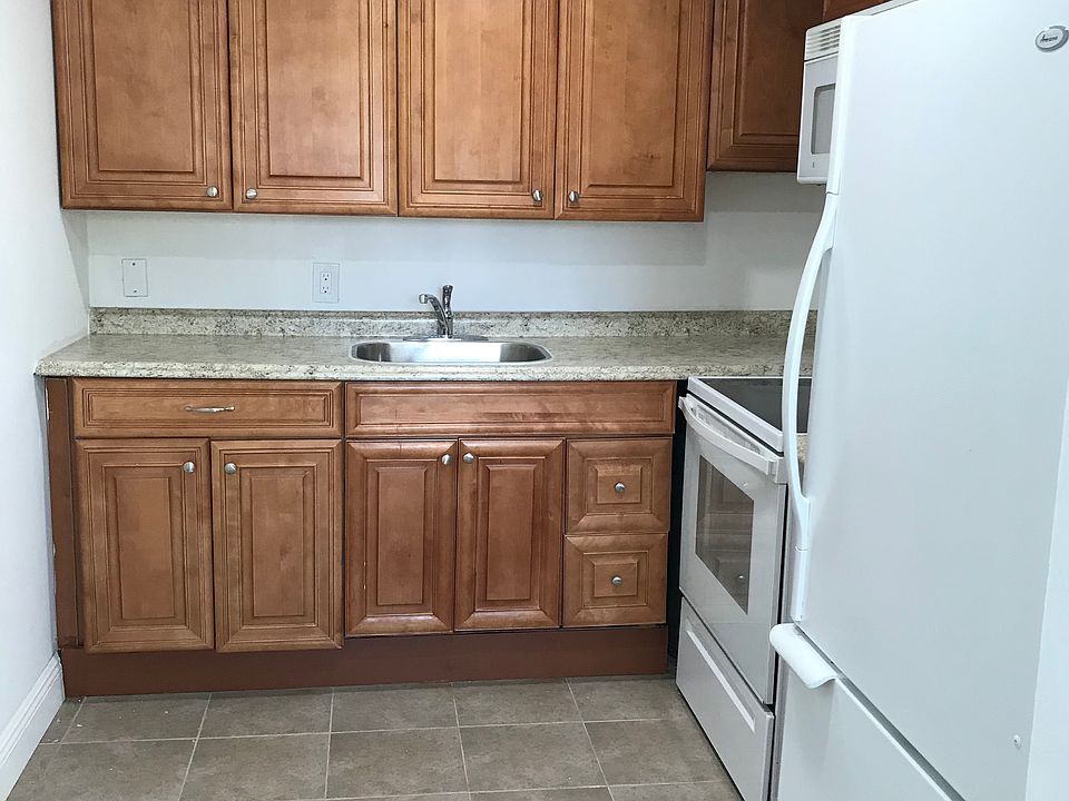 1st image of 105 Northampton St #F
