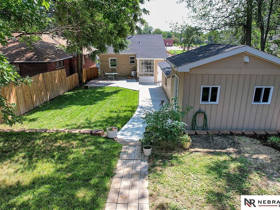 3711 S 18th St, Lincoln, NE 68502 Zillow