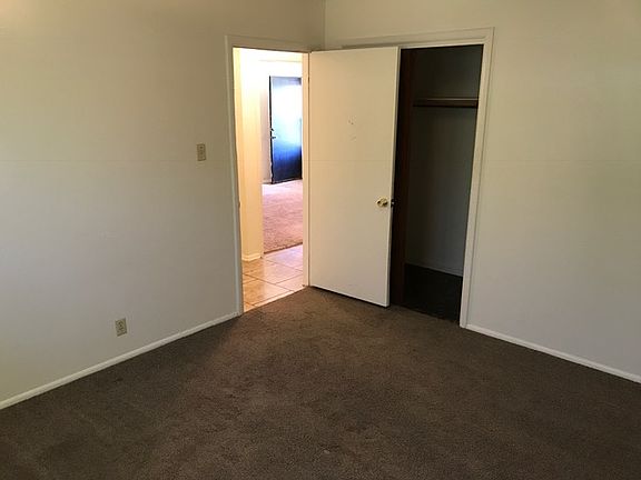 4th image of 1517 Dogwood Ln APT 4