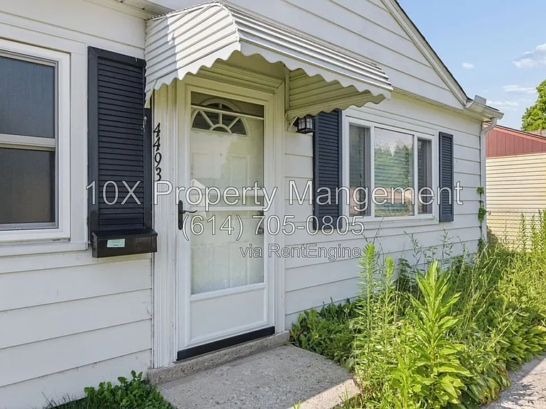 4493 Saint Ann Ln — Photo 6