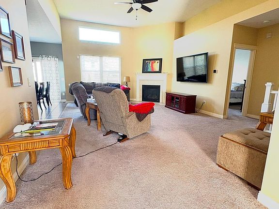 3rd image of 8684 Lovell Ln