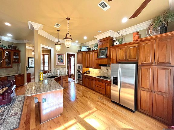 5th image of 5917 Rosedown Pl
