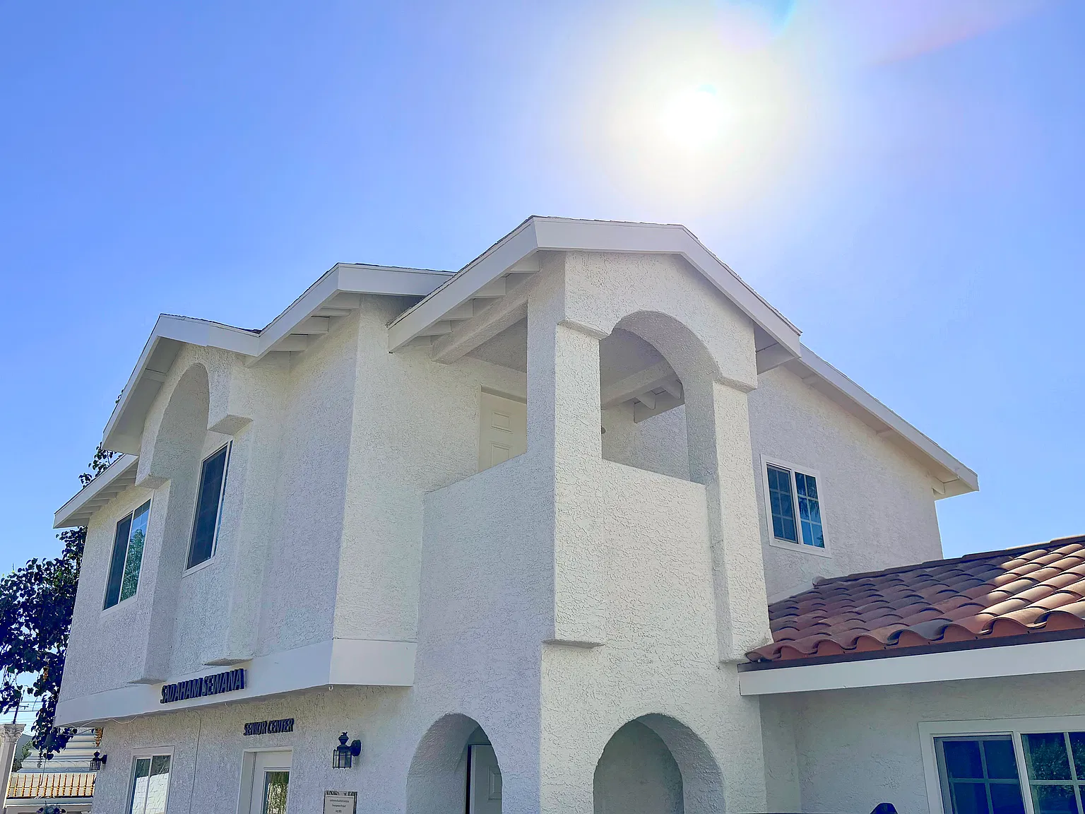 2 bed, 900 sqft, $2,250 — Photo 1