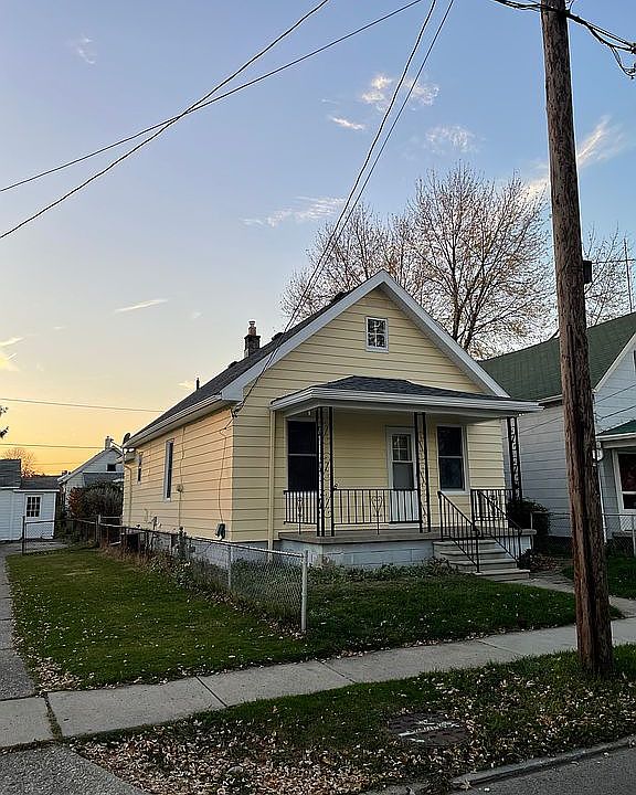 1st image of 145 Bacon St