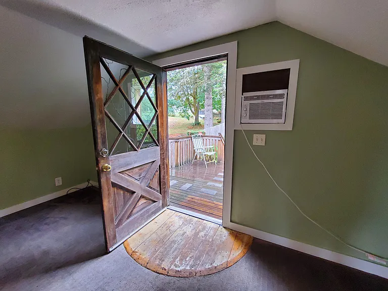 1019 Cascade Ave #1 — Photo 4