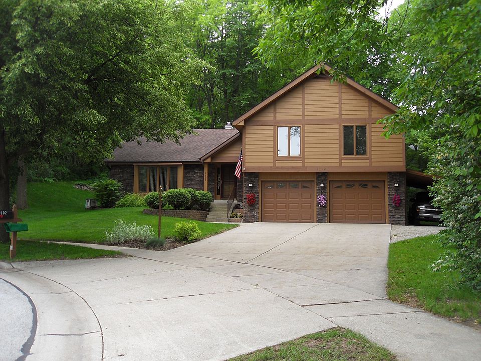 1st image of 2602 Wellington Ct