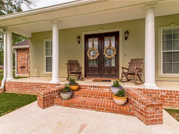 48445 Woodhaven Rd, Tickfaw, LA 70466