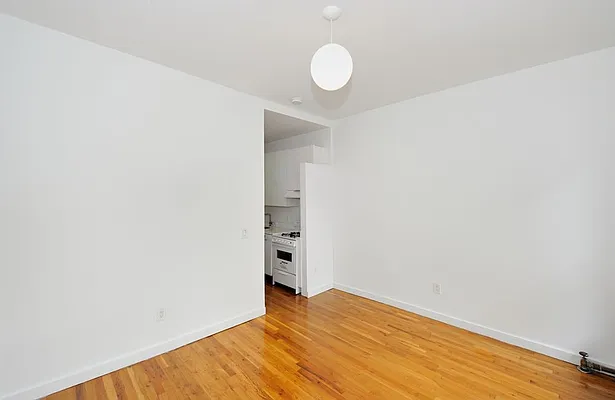 Rented by Aether Property Group | media 14