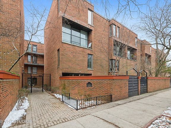 2nd image of 439 W Grant Pl APT A
