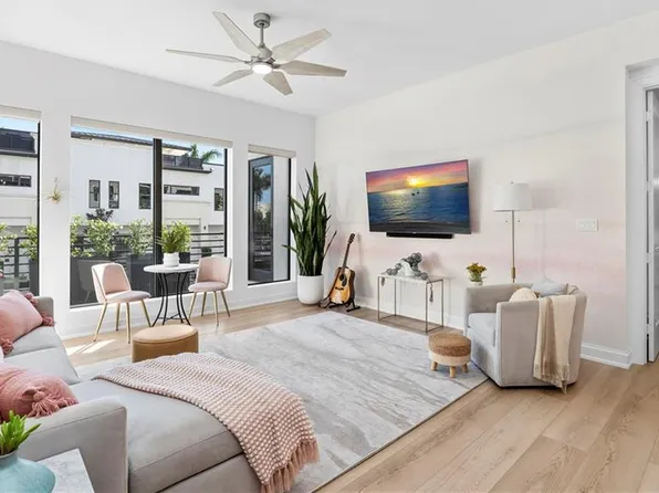 1111 Central AVE #207, NAPLES, FL 34102