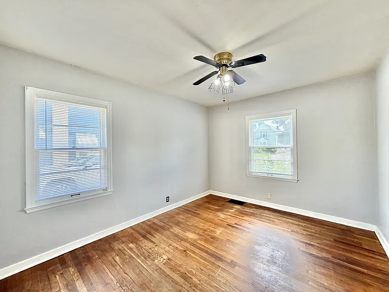 1353 Euclid Ave — Photo 14
