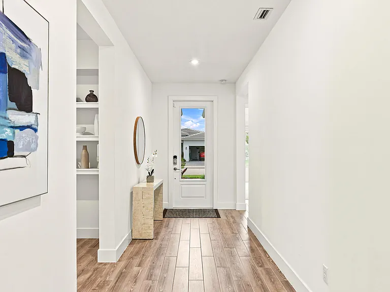 11724 SW Aquila Way — Photo 5