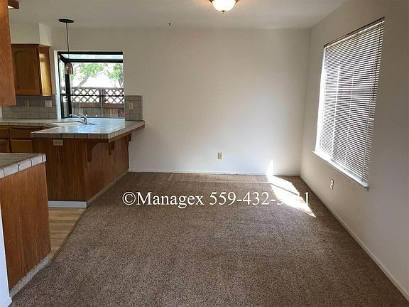 4th image of 461 E Alluvial Ave Unit 101