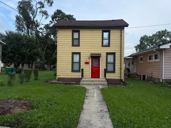 526 Gardner St, Joliet, IL 60433
