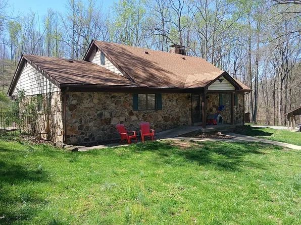 5025 Blue River Ridge Dr NW, Depauw, IN 47115