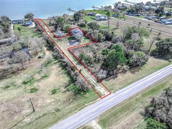 9898 Tri City Beach Rd, Baytown, TX 77523