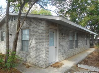 2154 2nd St, Pleasanton, TX 78064