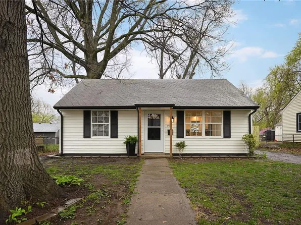 4913 Woodend Ave, Kansas City, KS 66106