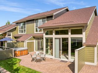 743 Sage Country Ct, Redmond, OR 97756