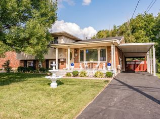 8515 Moody Rd, Louisville, KY 40219