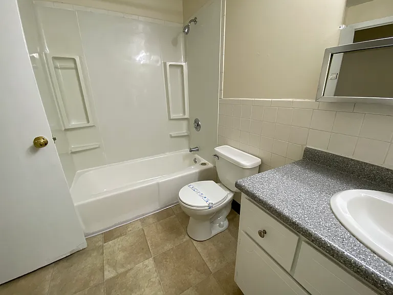Eastern Trails Apartments and Storage — Photo 45