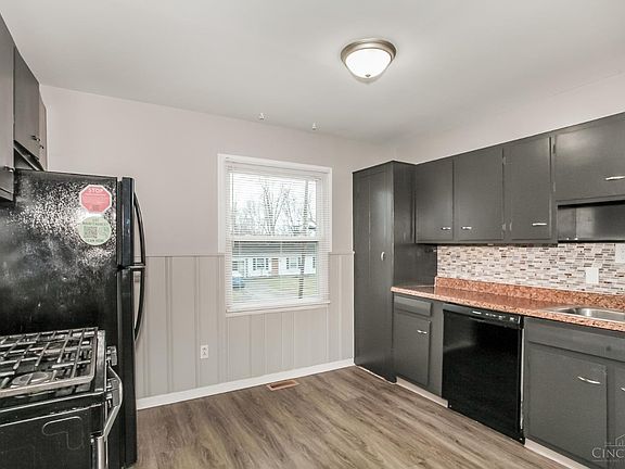 4th image of 3446 Hollyglen Ct