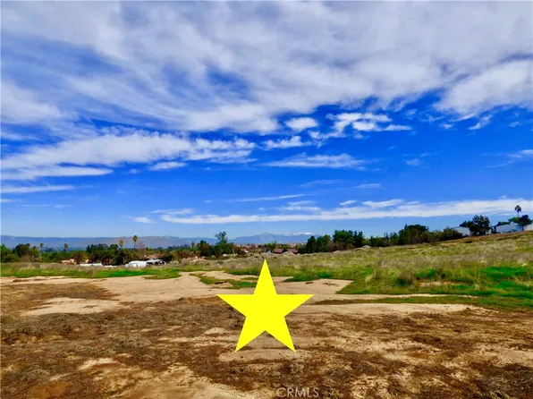 17520 Porter Ave #B, Riverside, CA 92504