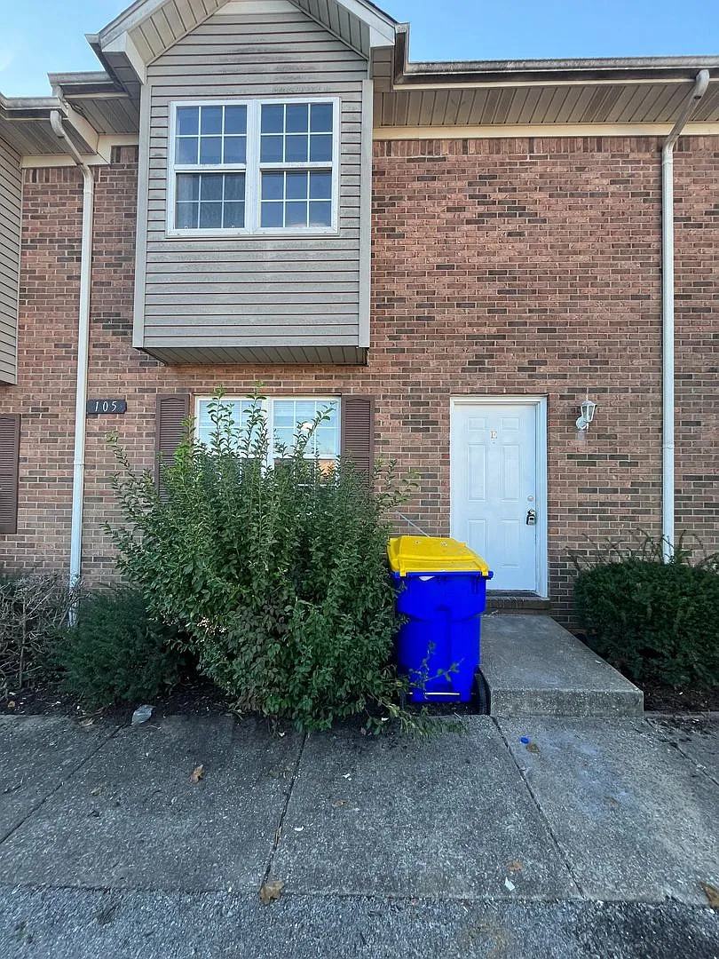 105 Hillridge Court — Photo 1