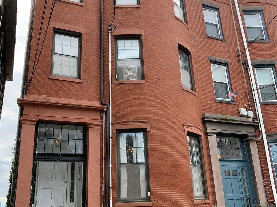 193 Webster St #B