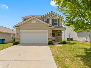 12694 Old Pond Rd, Noblesville, IN 46060