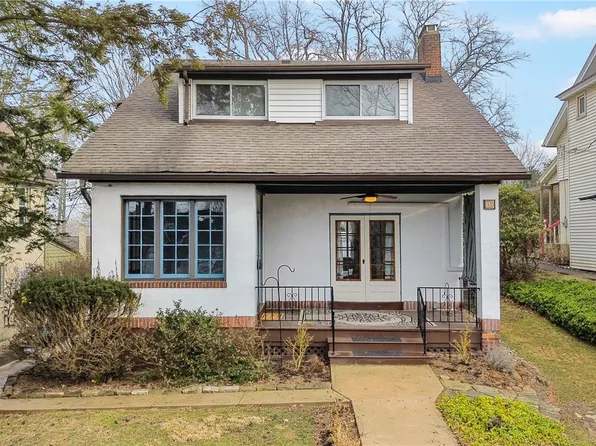 705 Washington Ave, Oakmont, PA 15139