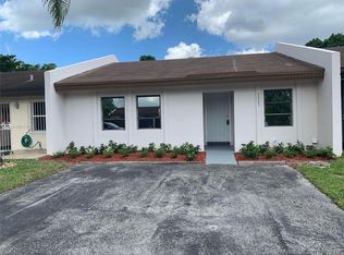 5227 SW 140th Pl #TOWNHOUSE, Miami, FL 33175