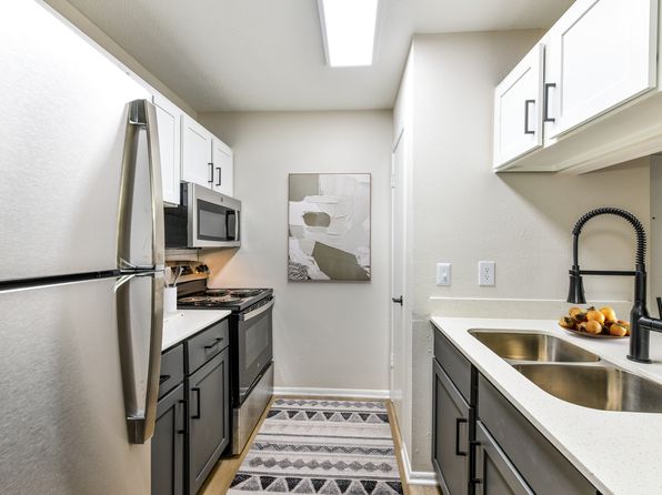 1818 Wood Hollow Ct SE #517