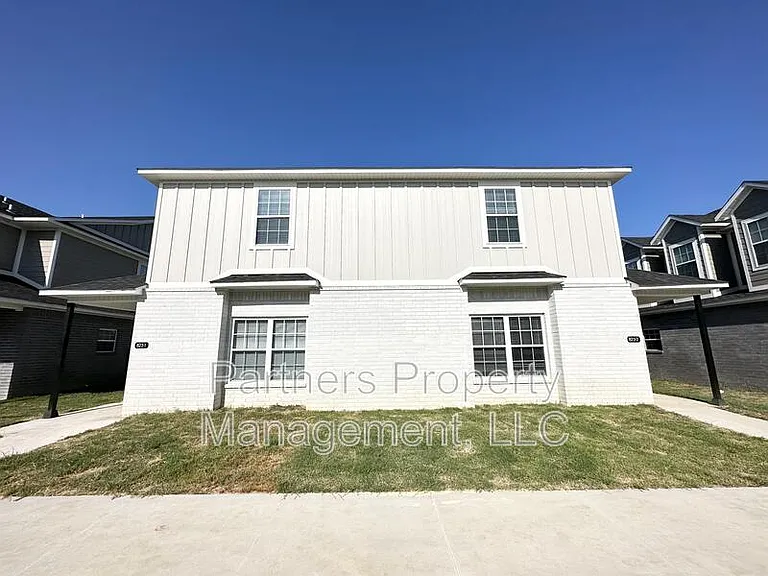 823 S Amarillo Ave #2 — Photo 1
