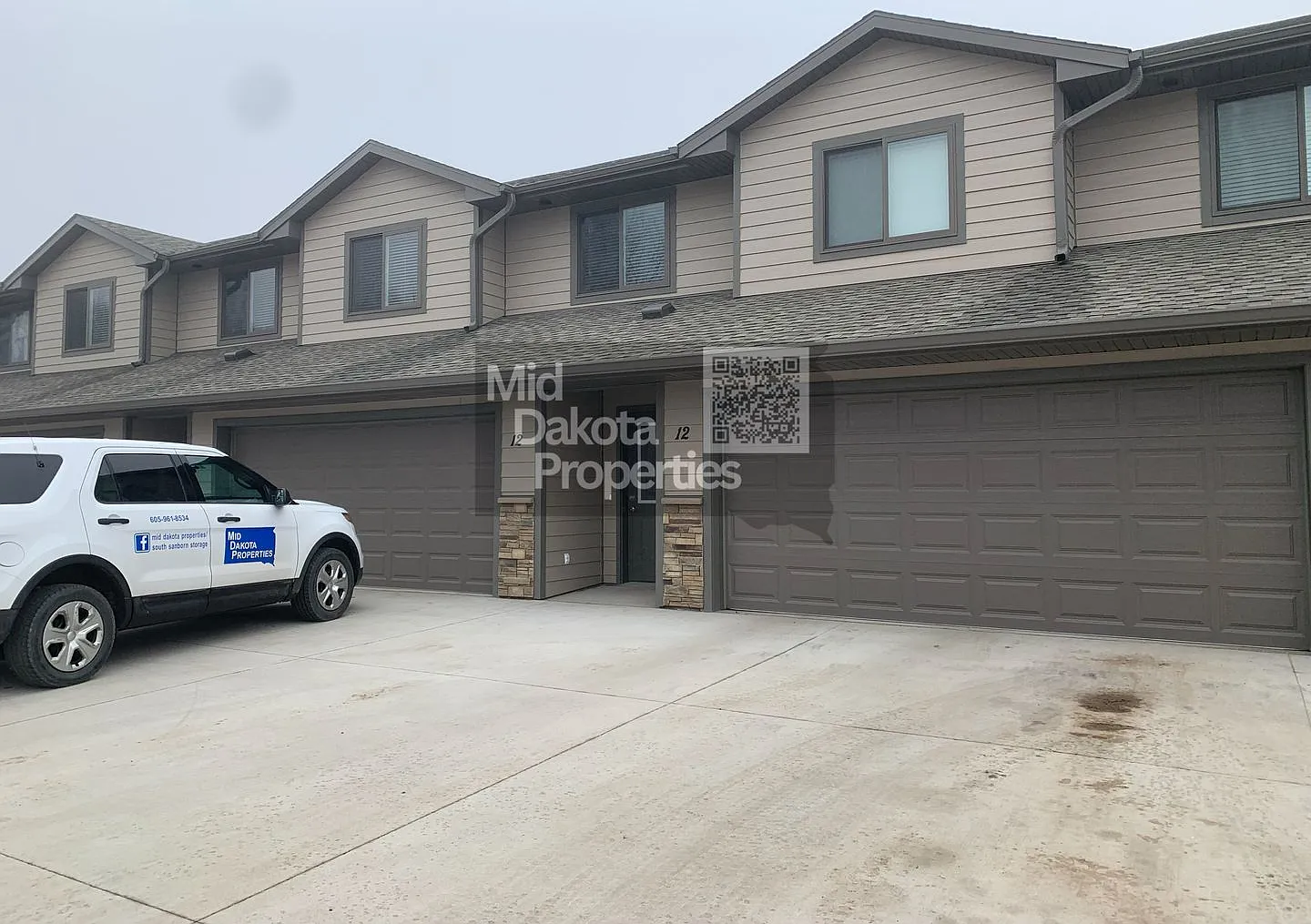 Juniper Townhomes — Photo 1
