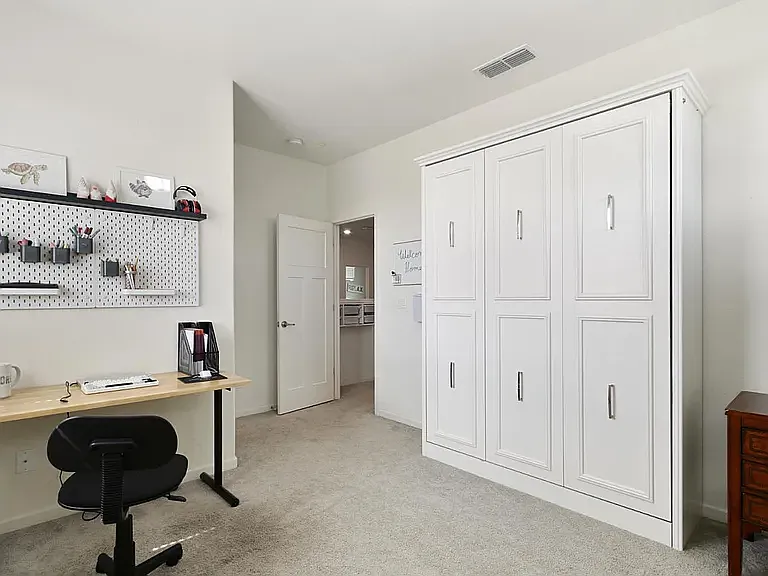 3652 Edington Dr — Photo 45