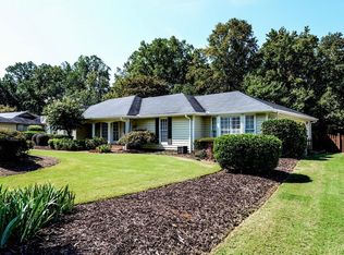 275 Saddle Lake Dr, Roswell, GA 30076