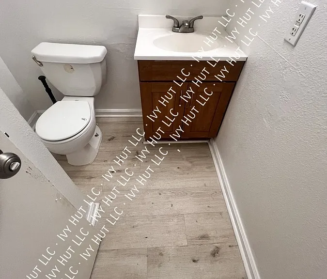 3402 E G St — Photo 11